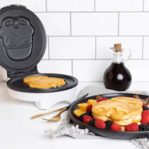 Star Wars: Stormtrooper 7" Waffle Maker ? Imperial Helmet Non-Stick Character Waffle Iron
