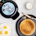 Uncanny Brands Peanuts Snoopy and Charlie Brown Double Waffle Maker ? Non-Stick Breakfast Appliance
